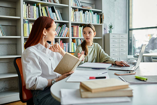 العلوم الإنسانية والاجتماعية
