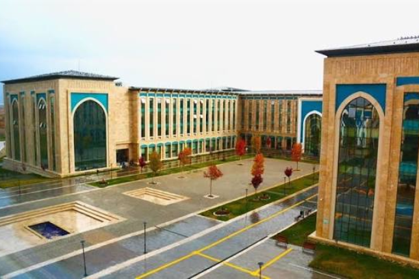 جامعة أنقرة يلدريم بيازيد