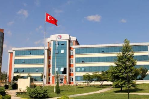 جامعة تشاناكالي 18 مارت