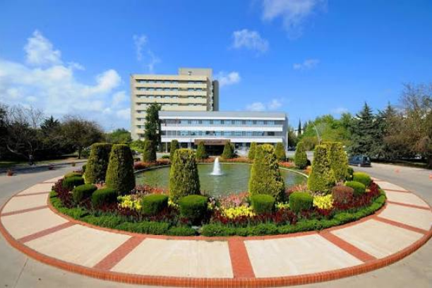 جامعة أكدينيز